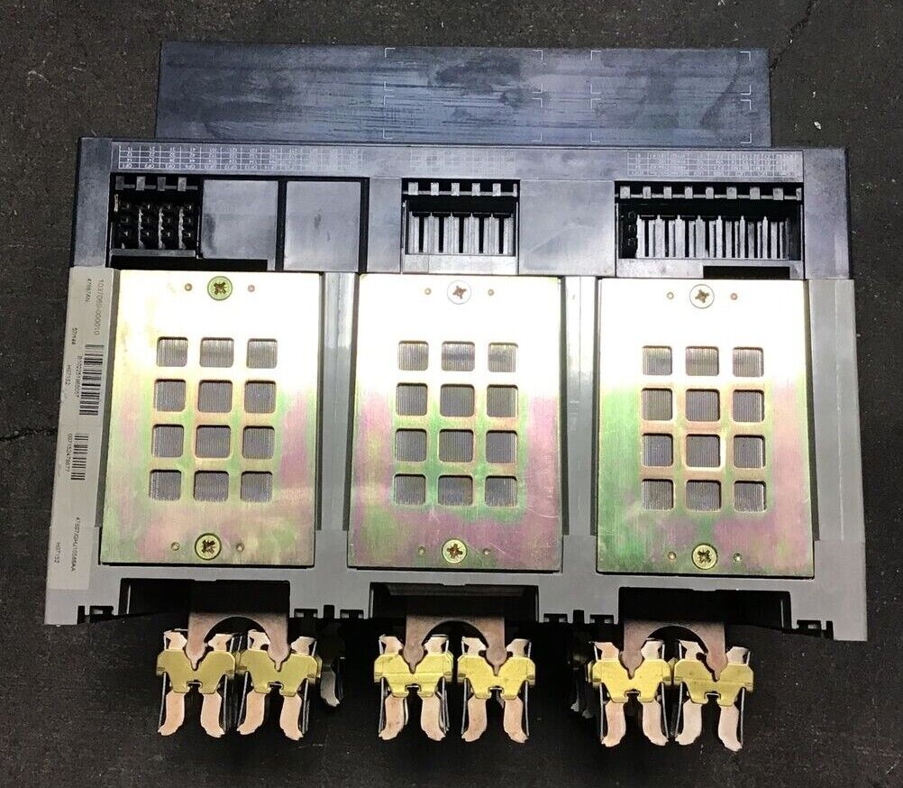SQUARE D WL3EERSSX9SXXXXXXPF MASTERPACT CIRCUIT BREAKER 1600A NW 16 HF 600VAC