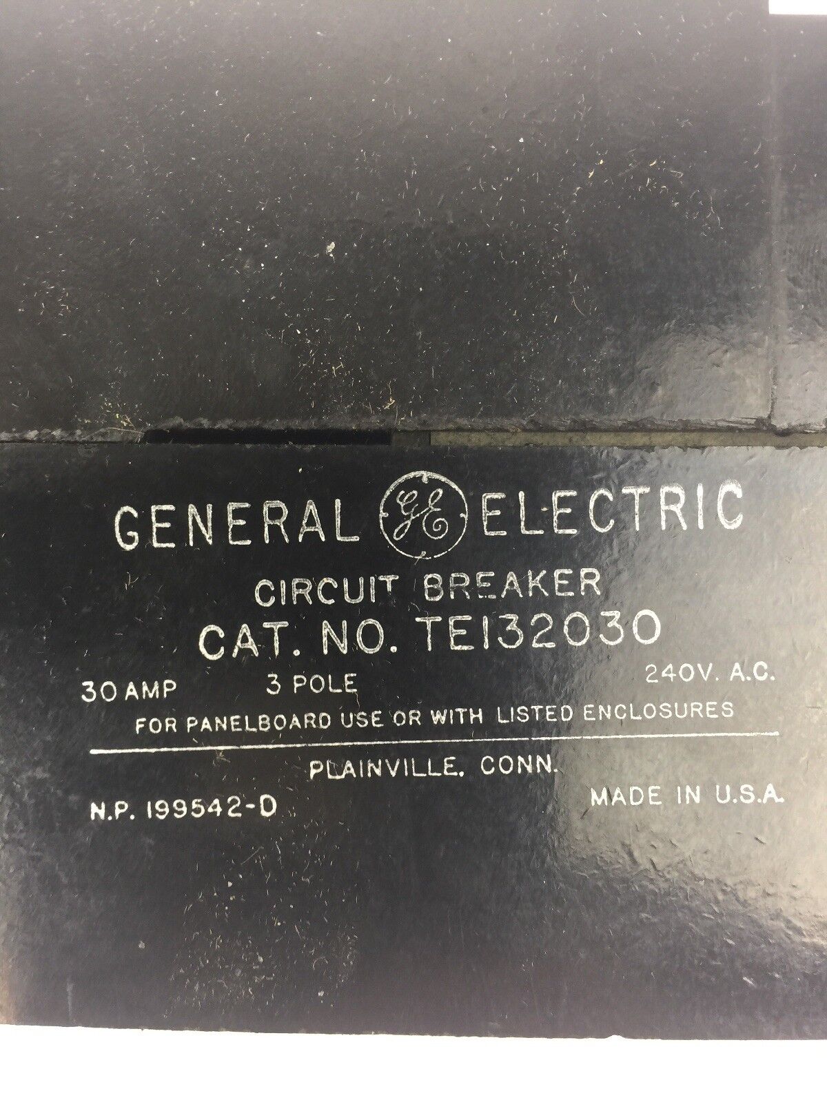 GE TE132030 CIRCUIT BREAKER 240 VAC 30 AMP 3 POLE