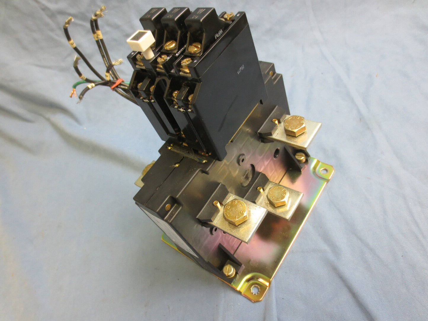 ALLEN-BRADLEY 592-TPD300 Ser. A OVERLOAD RELAY 304A w/ 592-JOV16 w/ W39 HEATERS