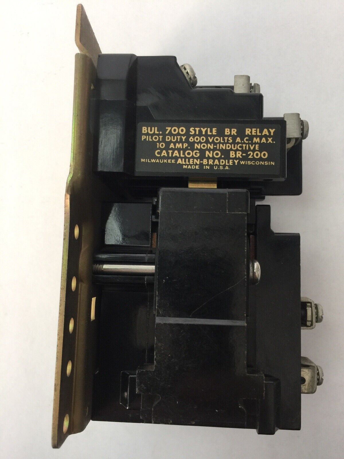 ALLEN BRADLEY 700BR200A1 RELAY 600VAC 10AMP NON-INDUCTIVE 76A01 COIL 110V 60CY