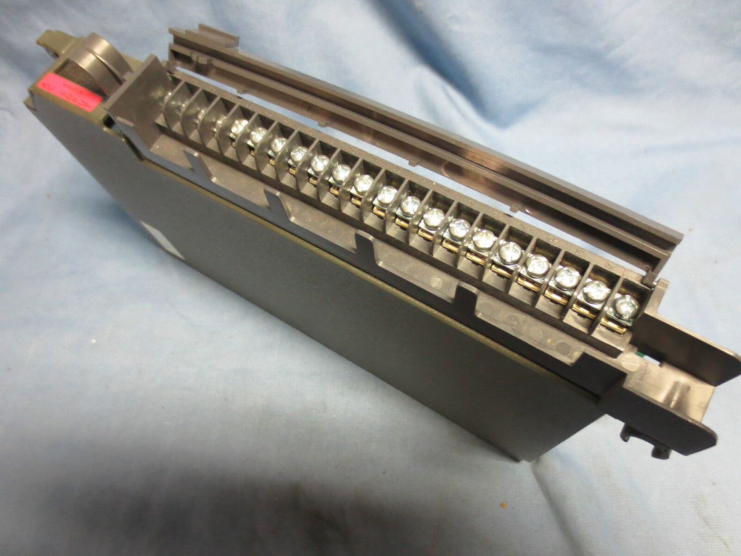 ALLEN-BRADLEY 1771-IAD B, 120V AC/DC INPUT MODULE