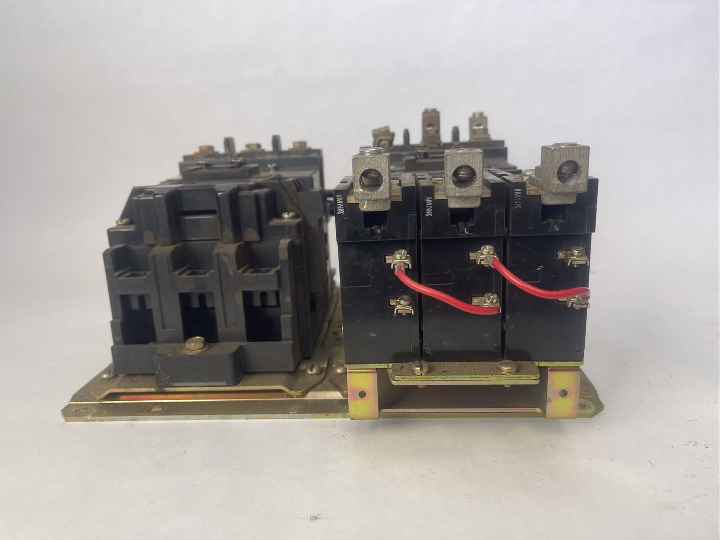 ALLEN BRADLEY 505-DOD-7 SIZE 3 REVERSING STARTER 90A 600VAC 50HP COIL 115-120V