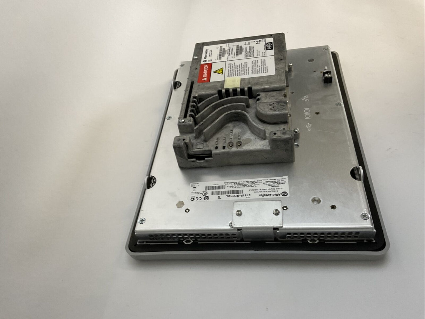 ALLEN BRADLEY 2711P-T10C4D9 PANELVIEW PLUS 1000 2711P-RP9D 2711P 24VDC