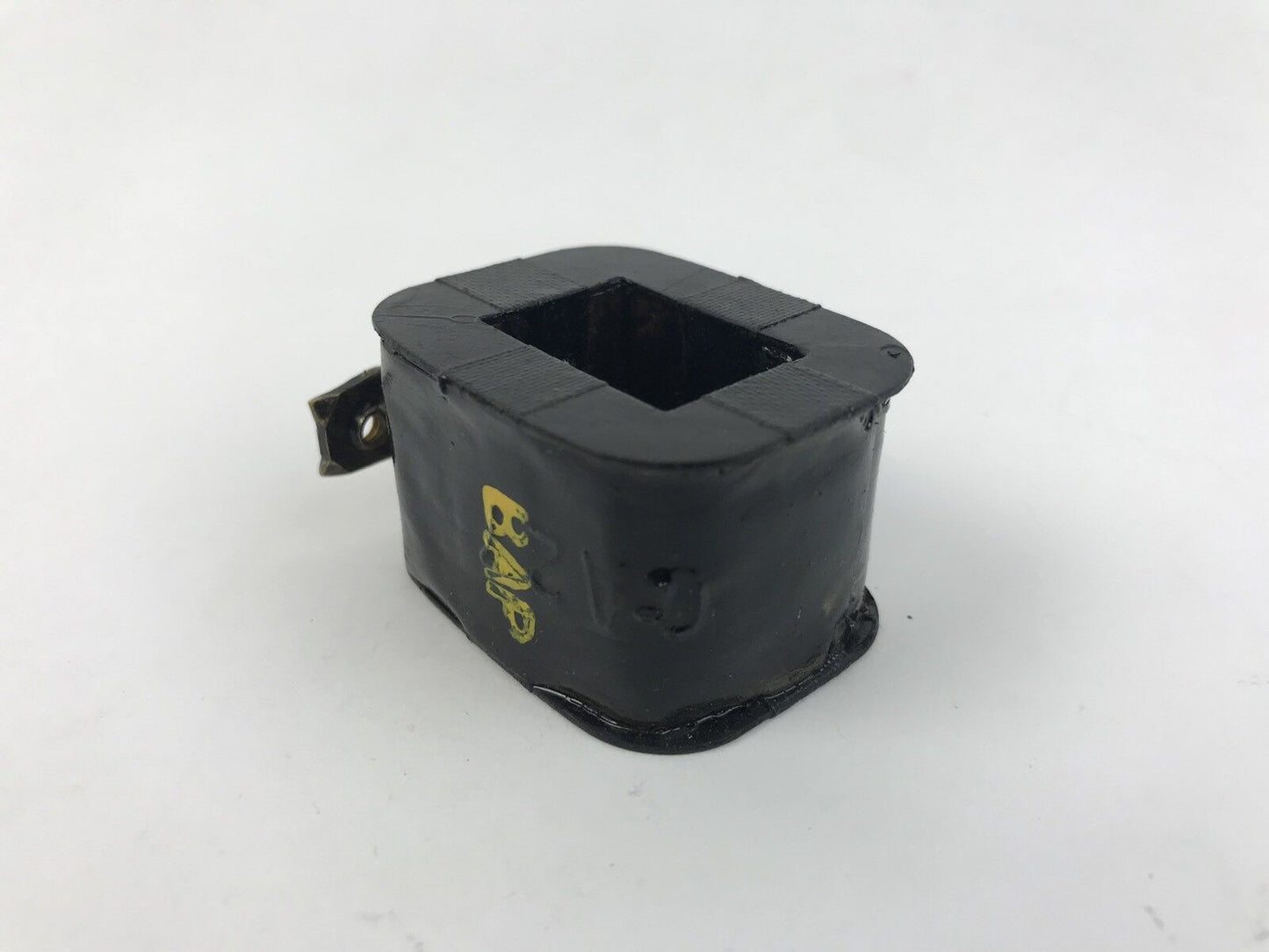Allen Bradley OA27 Coil 24 V 60 CY Used No Screws