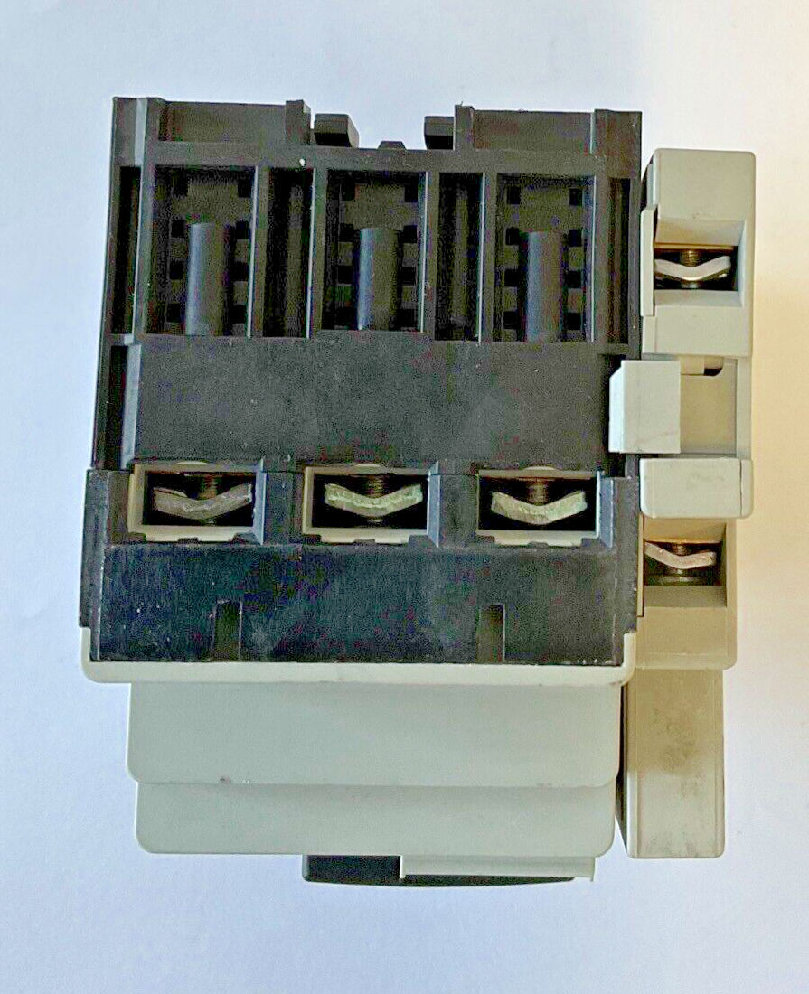 ALLEN BRADLEY 140M-C2E-B63 SER.C MOTOR PROTECTOR W/140-C-A AUX CONTACT SER.A