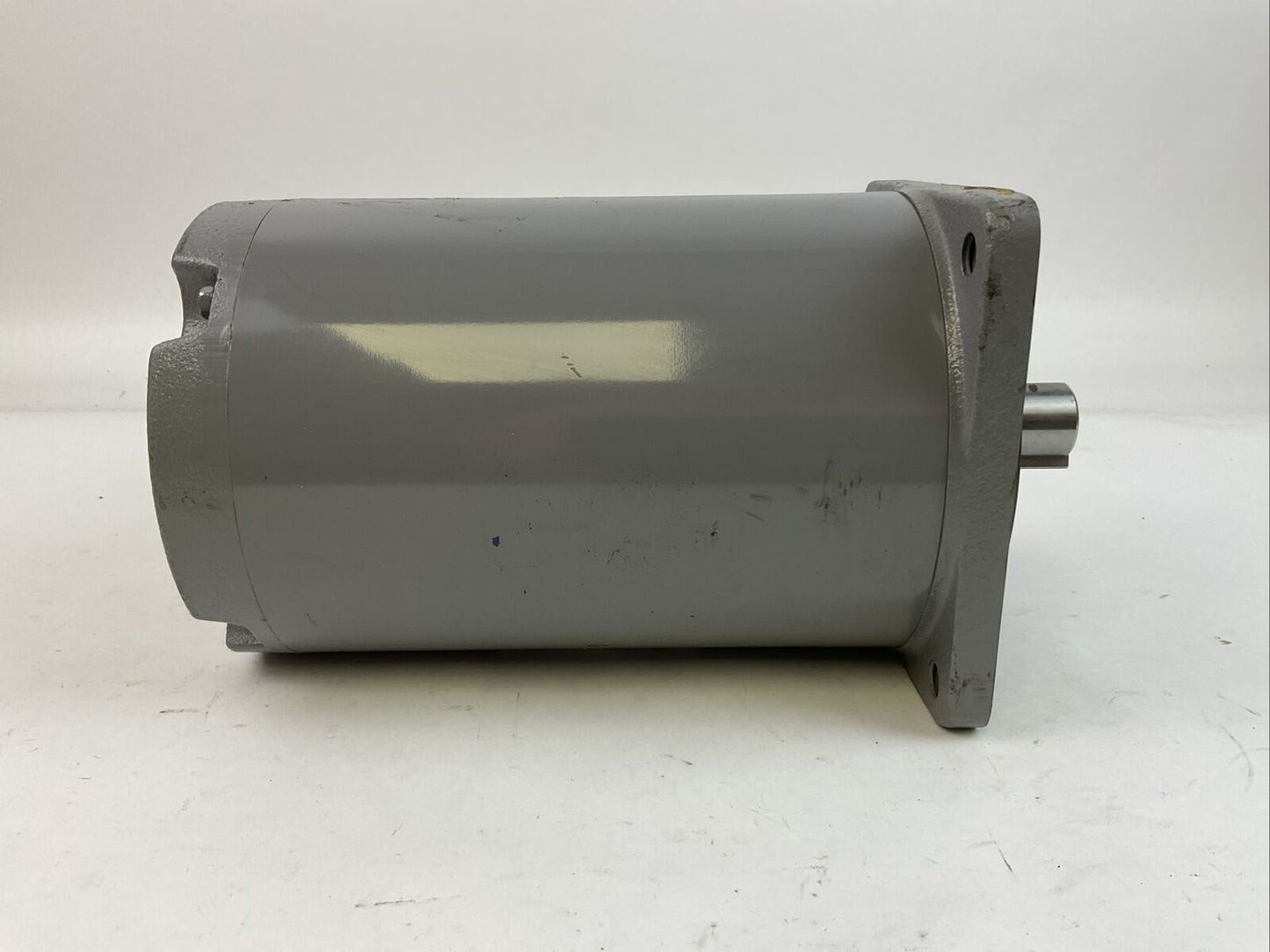 FUJI ELECTRIC MLH8085K 3PH INDUCTION MOTOR 1.5kW 220V 60HZ 6AMP