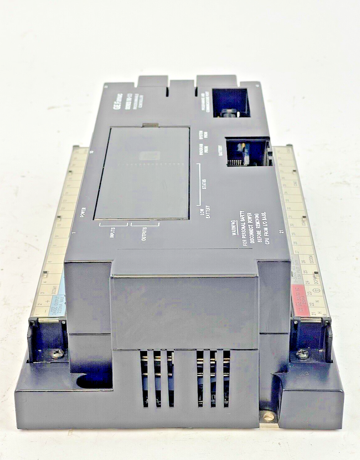GE FANUC - IC692CPU211E - SERIES 90-20 PROGRAMMABLE CONTROLLER - 24 VDC, 120 VAC
