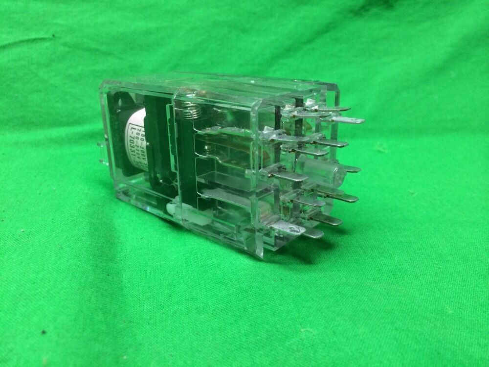 YASKAWA RAP-6 AC MAGNETIC CONTROL RELAY 6a 250V AC MAX. 8A