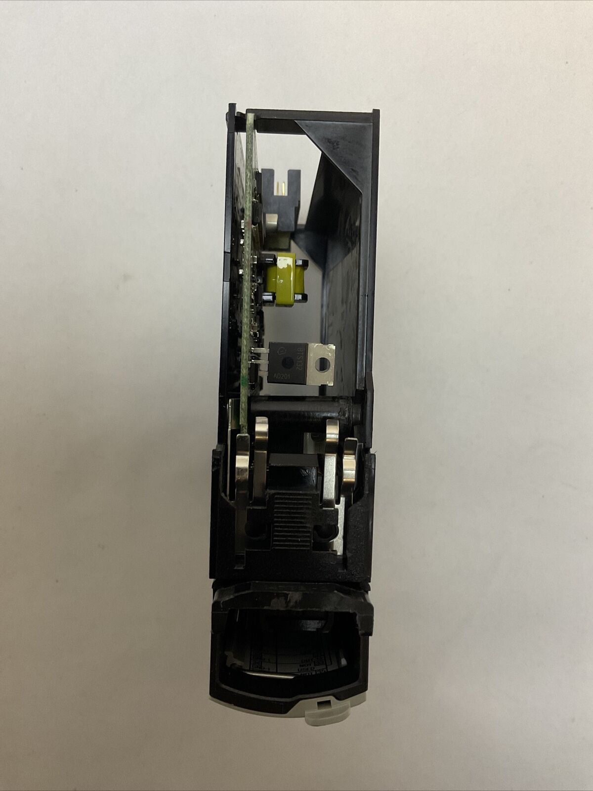ALLEN BRADLEY 1756-OB16D SER A FW 3.2 CONTROL LOGIX 16 POINT D/O MODULE