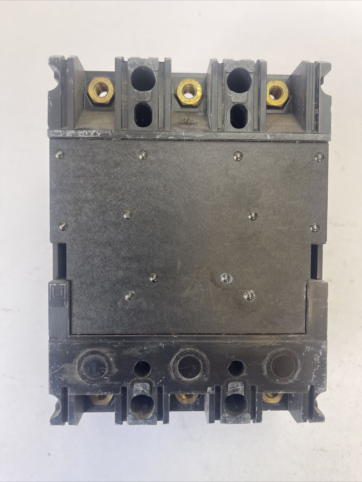 SQUARE D FHP3600712M MAG-GARD CIRCUIT BREAKER SER 2 600VAC 7AMP 3POLE ADJUSTABLE
