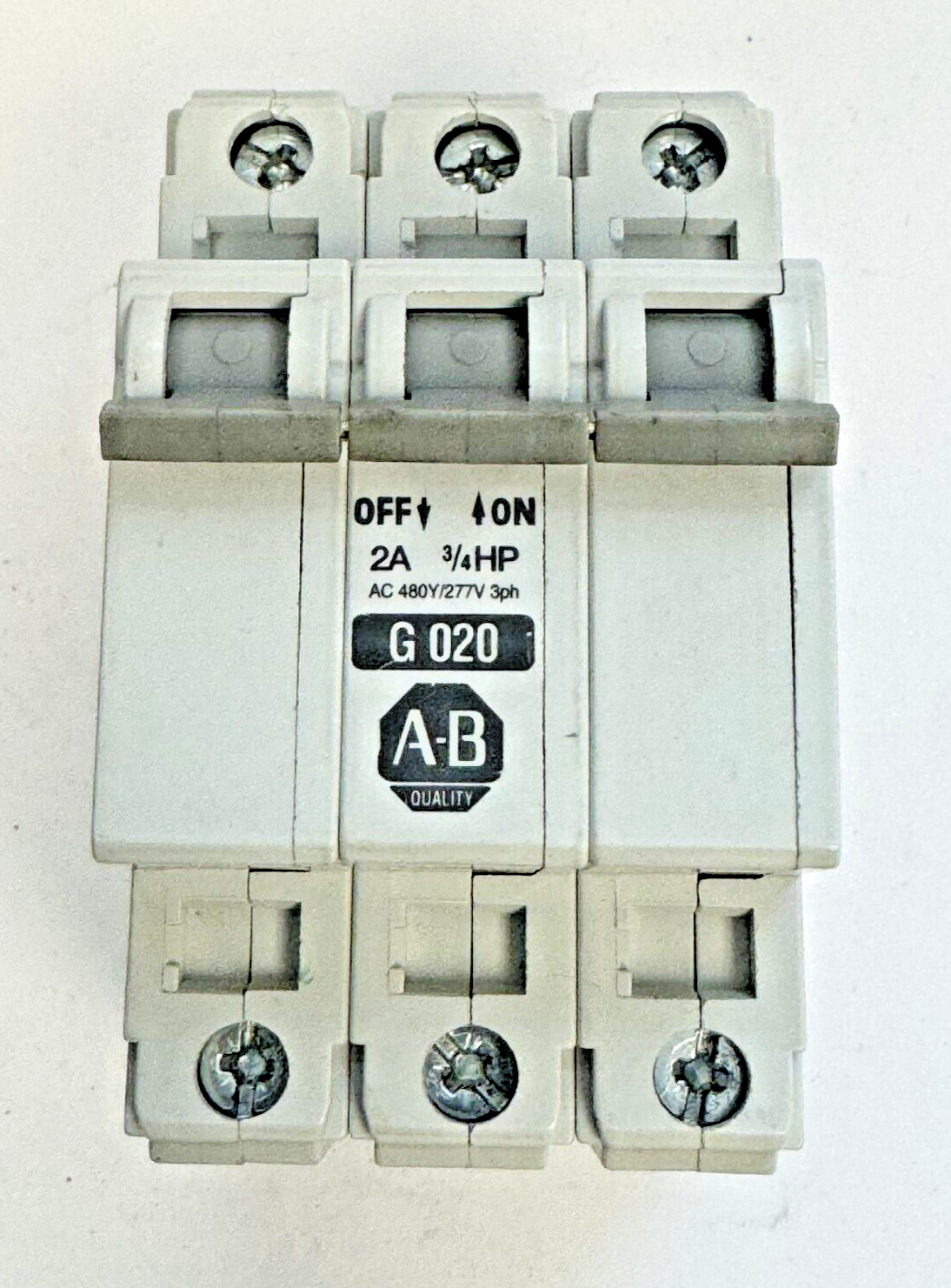 ALLEN-BRADLEY - 1492-CB3-G020 SER. C - MOTOR CONT. - 3P, 2 A, 277 V, 3/4 HP, 3PH