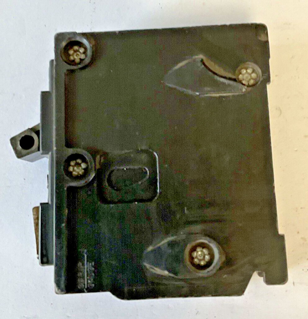SIEMENS Q135 CIRCUIT BREAKER 120/240VAC 60HZ 35A 1POLE***LOTOF2***