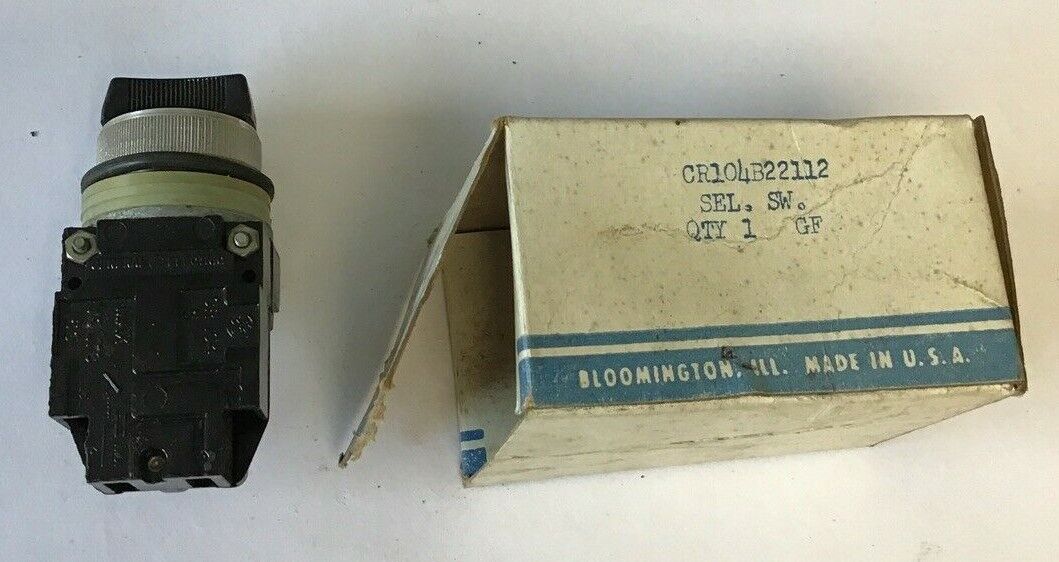 GENERAL ELECTRIC CR104B22112 SELECTOR SWITCH