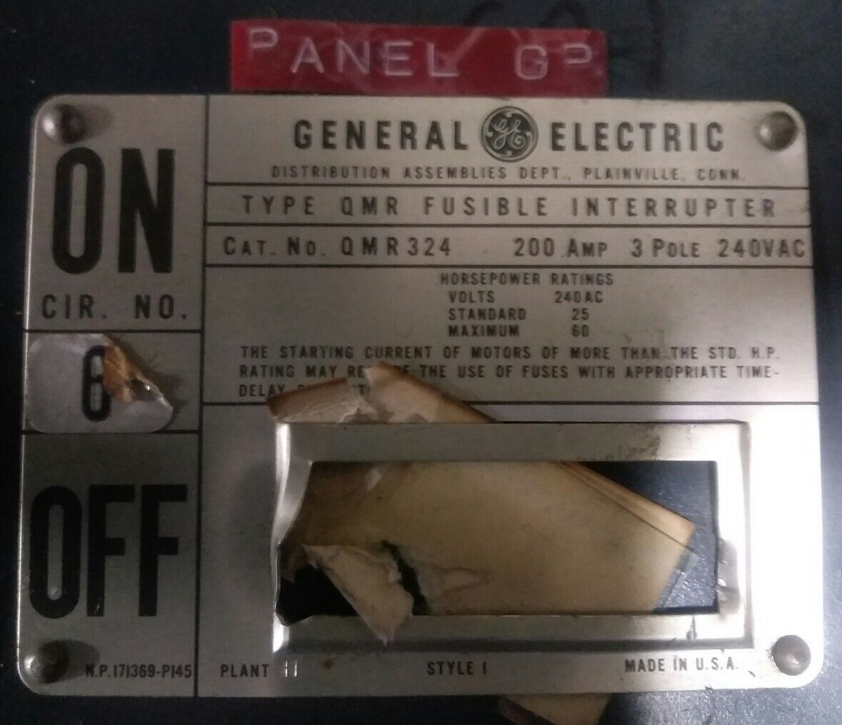 General Electric GE QMR324 Type QMR Fusible Interrupter SWITCH - 200A 3P 240VAC
