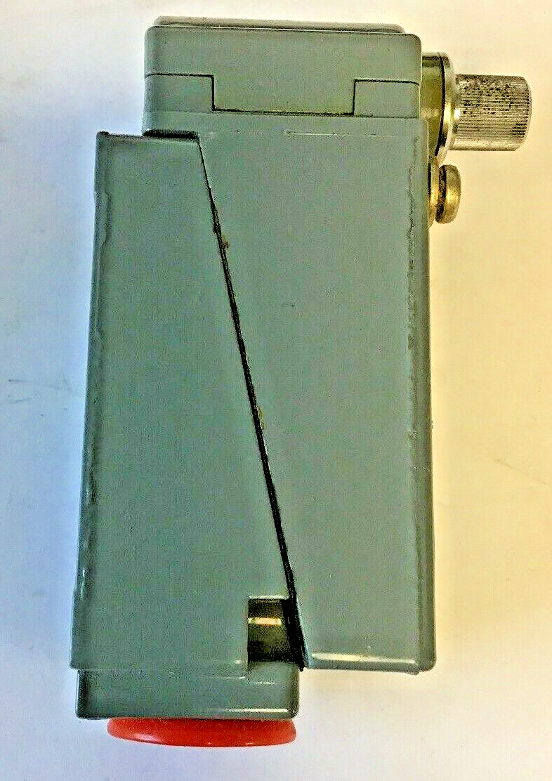 SQUARE D 9007 B54C LIMIT SWITCH SER.A