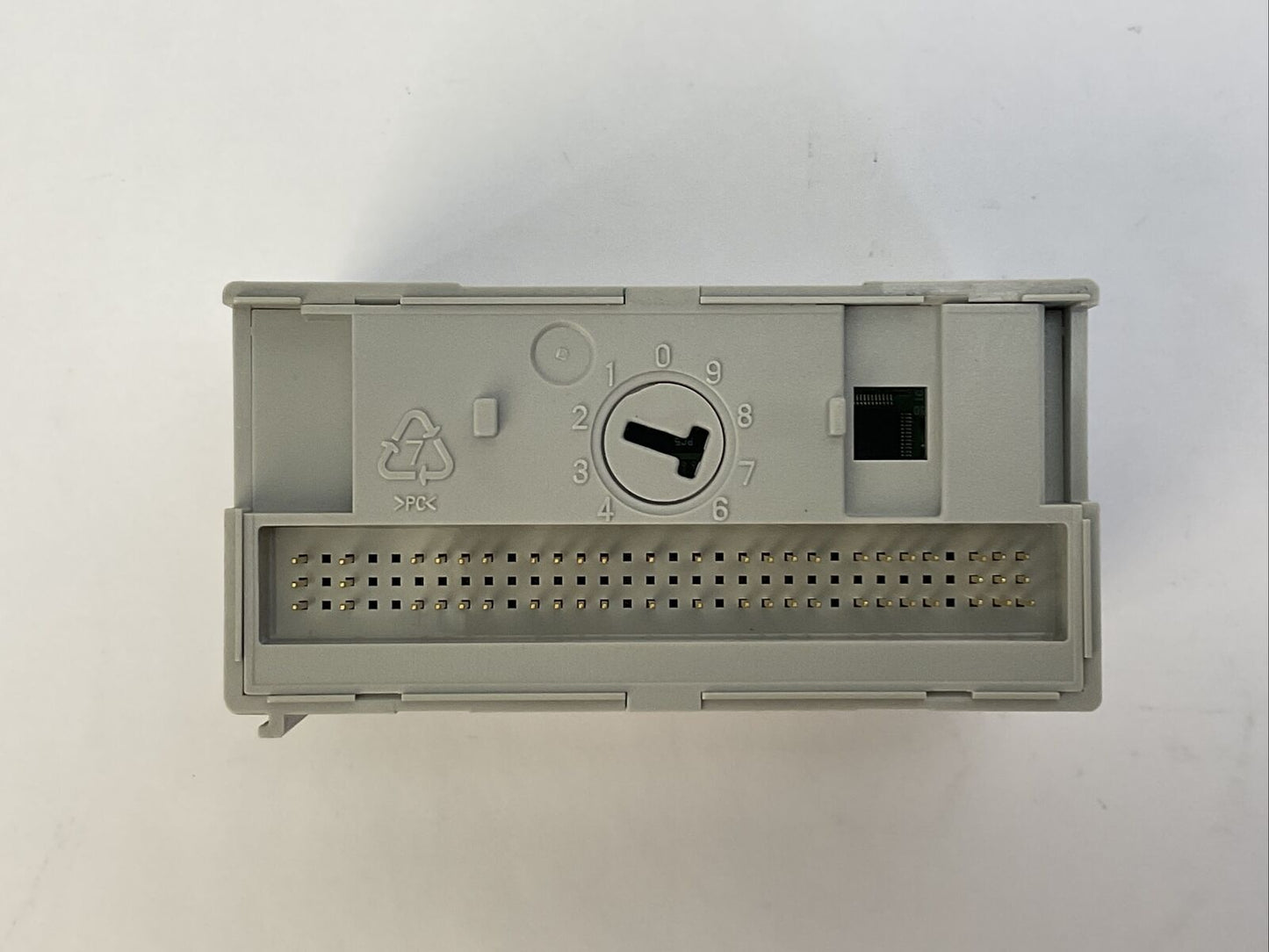ALLEN BRADLEY 1794-OB32P SER A REV A01 24VDC SOURCE OUTPUT PROTECTED