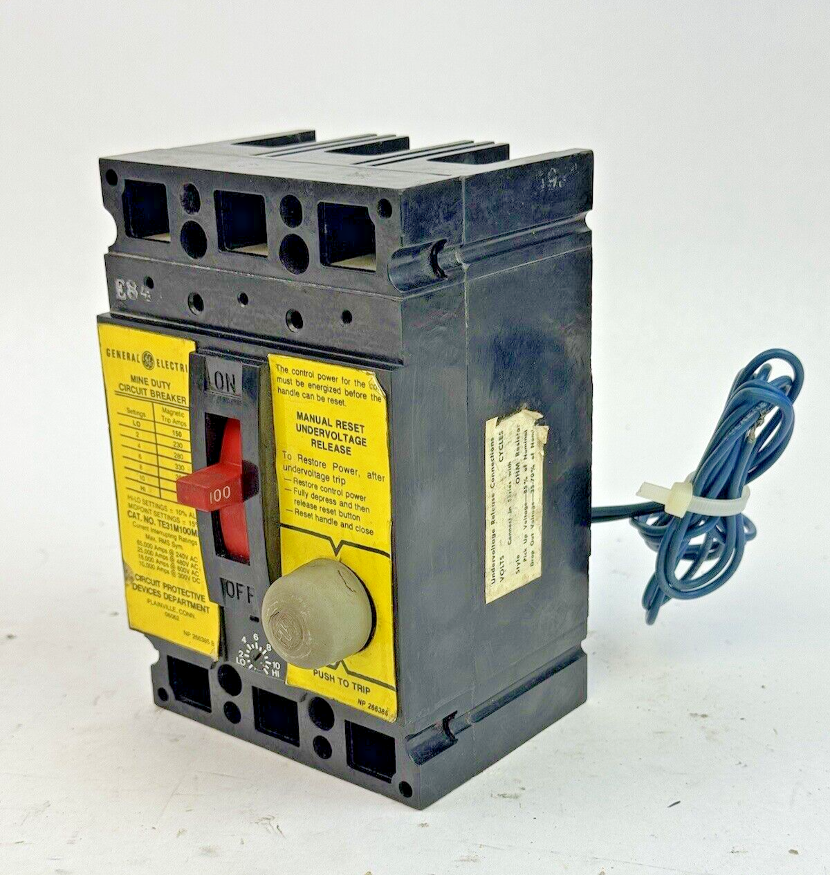 GE - TE31M100MD - MINE DUTY CIRCUIT BREAKER W/ MANUAL RESET UNDERVOLTAGE RELEASE