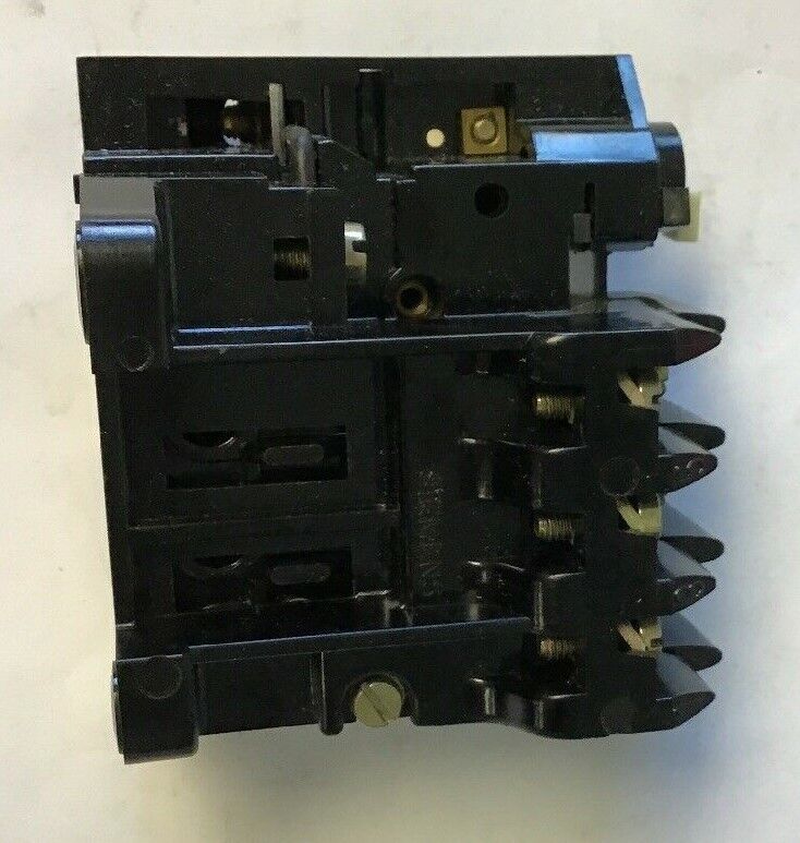 SIEMENS/ALLIS-CHALMERS 3ZA4041-8AQ00 OVERLOAD RELAY 600VAC 5-7AMP