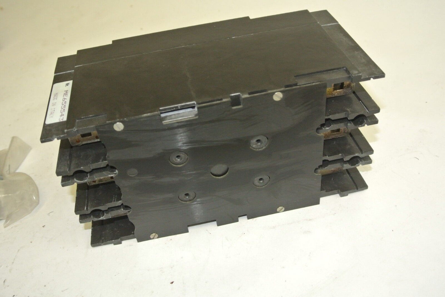 ABB ESB23090L CIRCUIT BREAKER 240V, 90A, 3-POLE - NEW SURPLUS