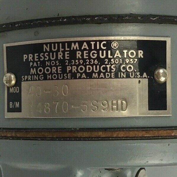 NULLMATIC PRESSURE REGULATOR 40-30 14870-5S9HD W/ GAUGE 316SS