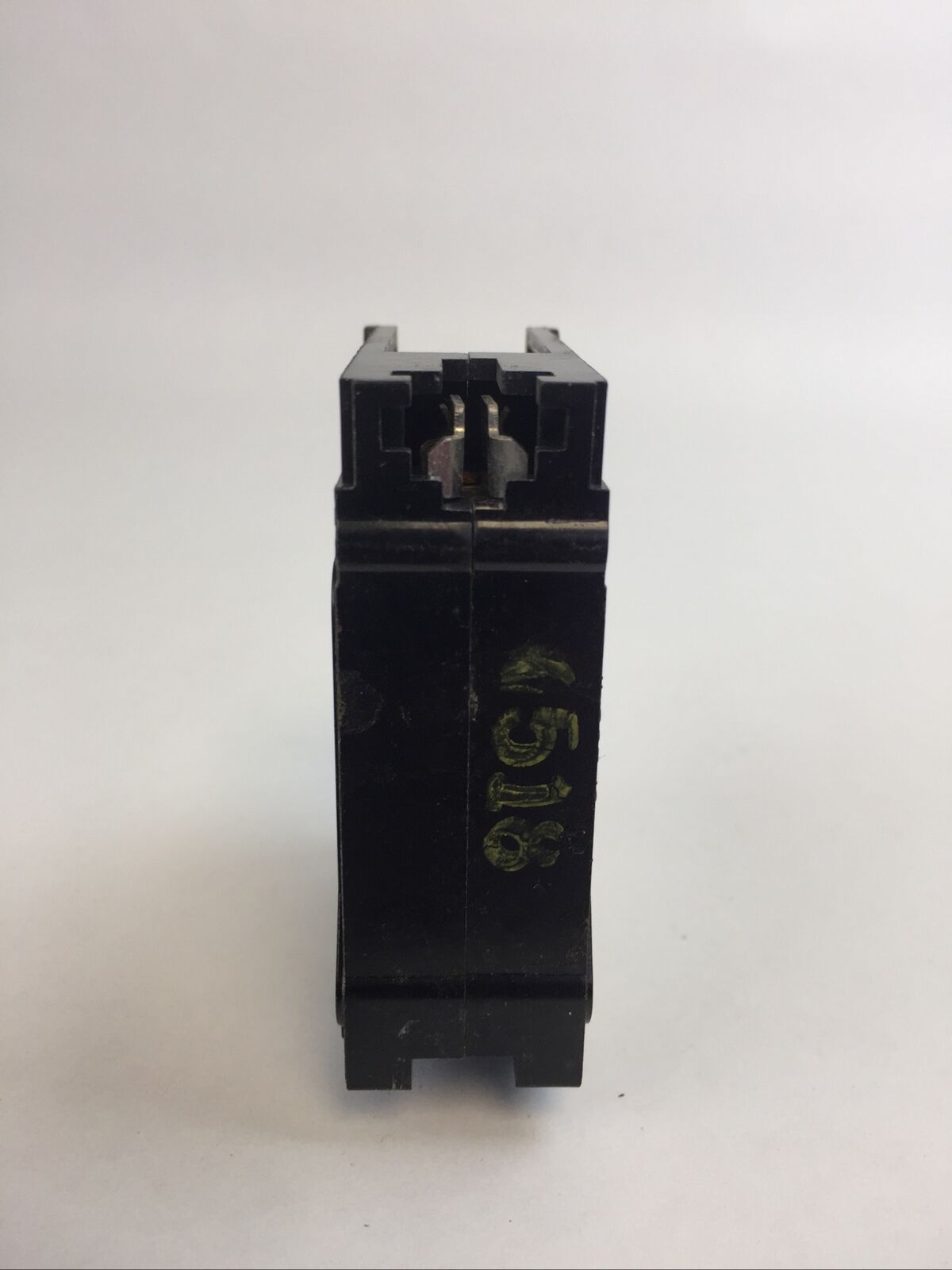 AMERICAN SWITCH C120 CIRCUIT BREAKER 20AMP 120/240VAC 1POLE (LOT OF 6)