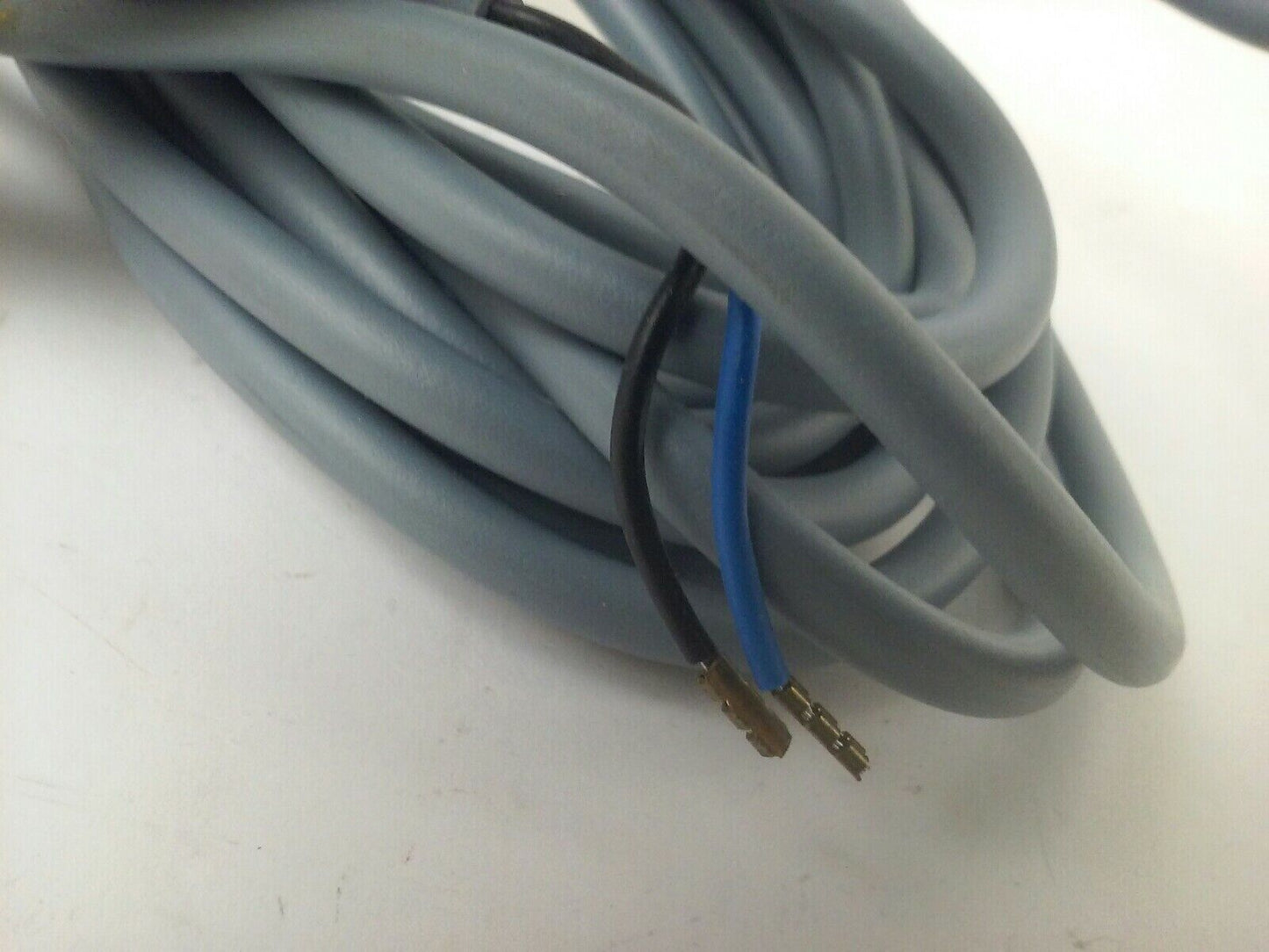 ISSC 1271-1-A 9921-12 PROXMITY SENSOR SWITCH 30VA @ 110VAC