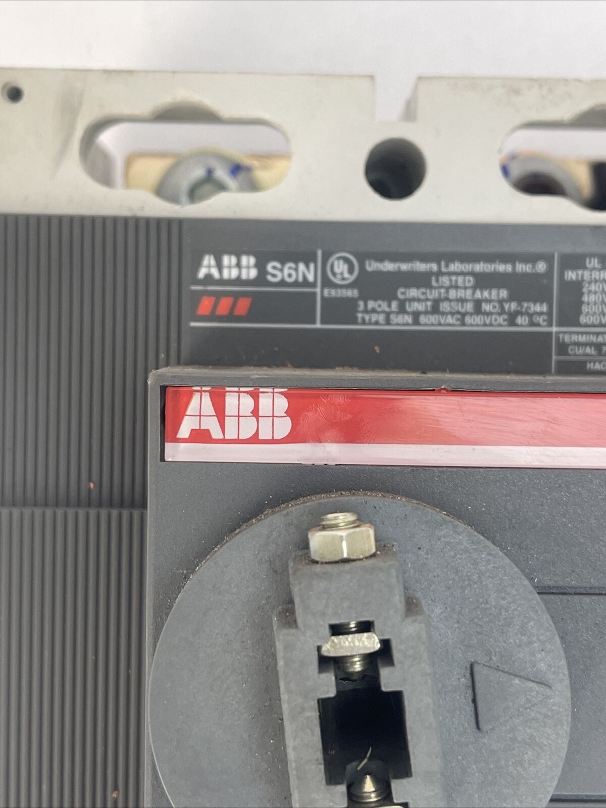ABB S6N CIRCUIT BREAKER 600V 600AMP 3POLE SHUNT TRIP 24V