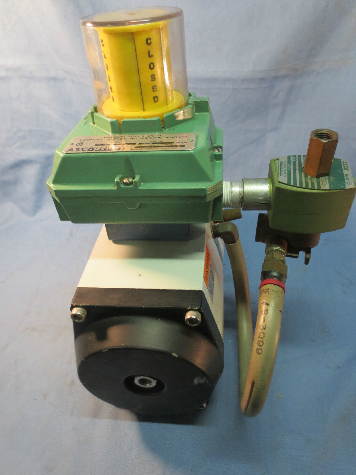 DEZURIK ACTUATOR and ASCO L-YCB3A2, 8317G35 VALVES