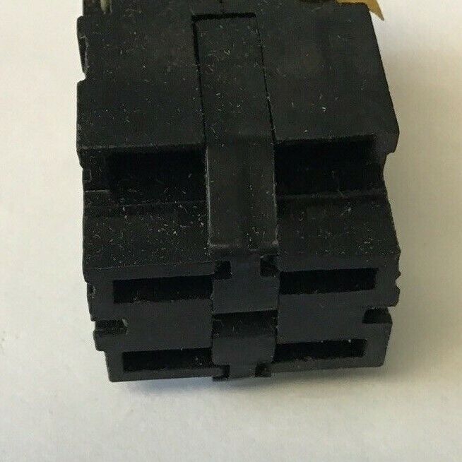 GENERAL ELECTRIC CR104B122 SELECTOR SWITCH W/O KNOB