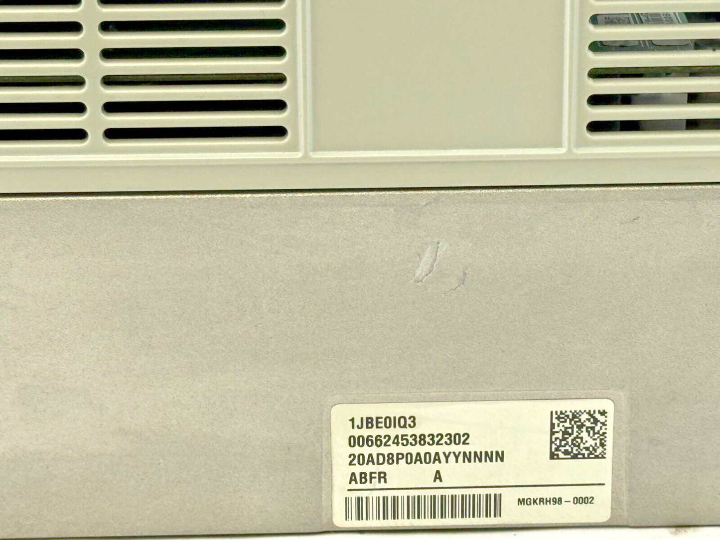 ALLEN-BRADLEY - 20AD8P0A0AYYNNNN SER. A - POWERFLEX 70 -480 VAC/3 PHASE-SEE COND