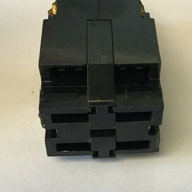 GENERAL ELECTRIC CR104B222 SELECTOR SWITCH 3POS 150V BLACK