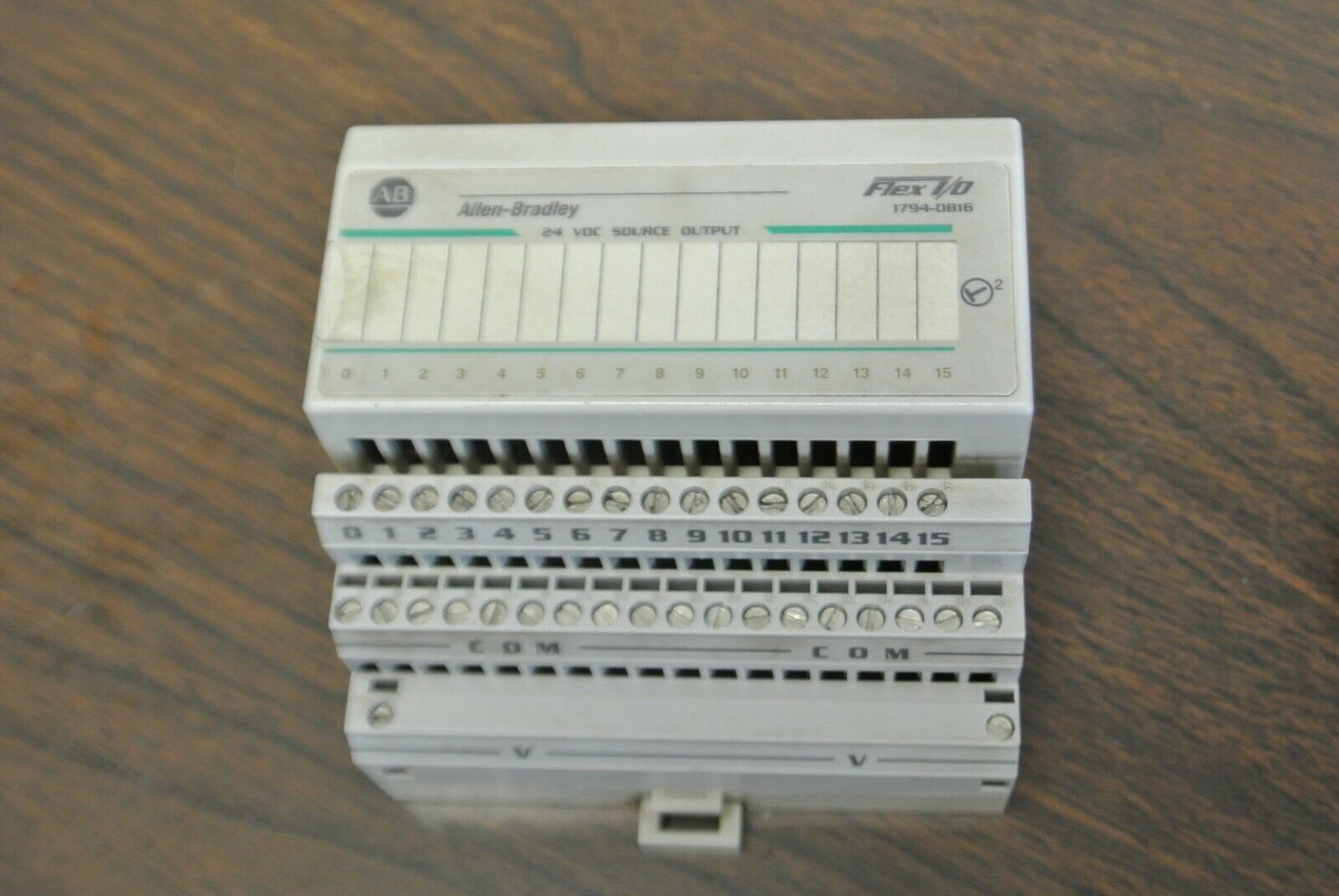 ALLEN-BRADLEY 1794-OB16 24V SOURCE OUTPUT MODULE / w/ 1794-TB2 BASE / TERM BLOCK