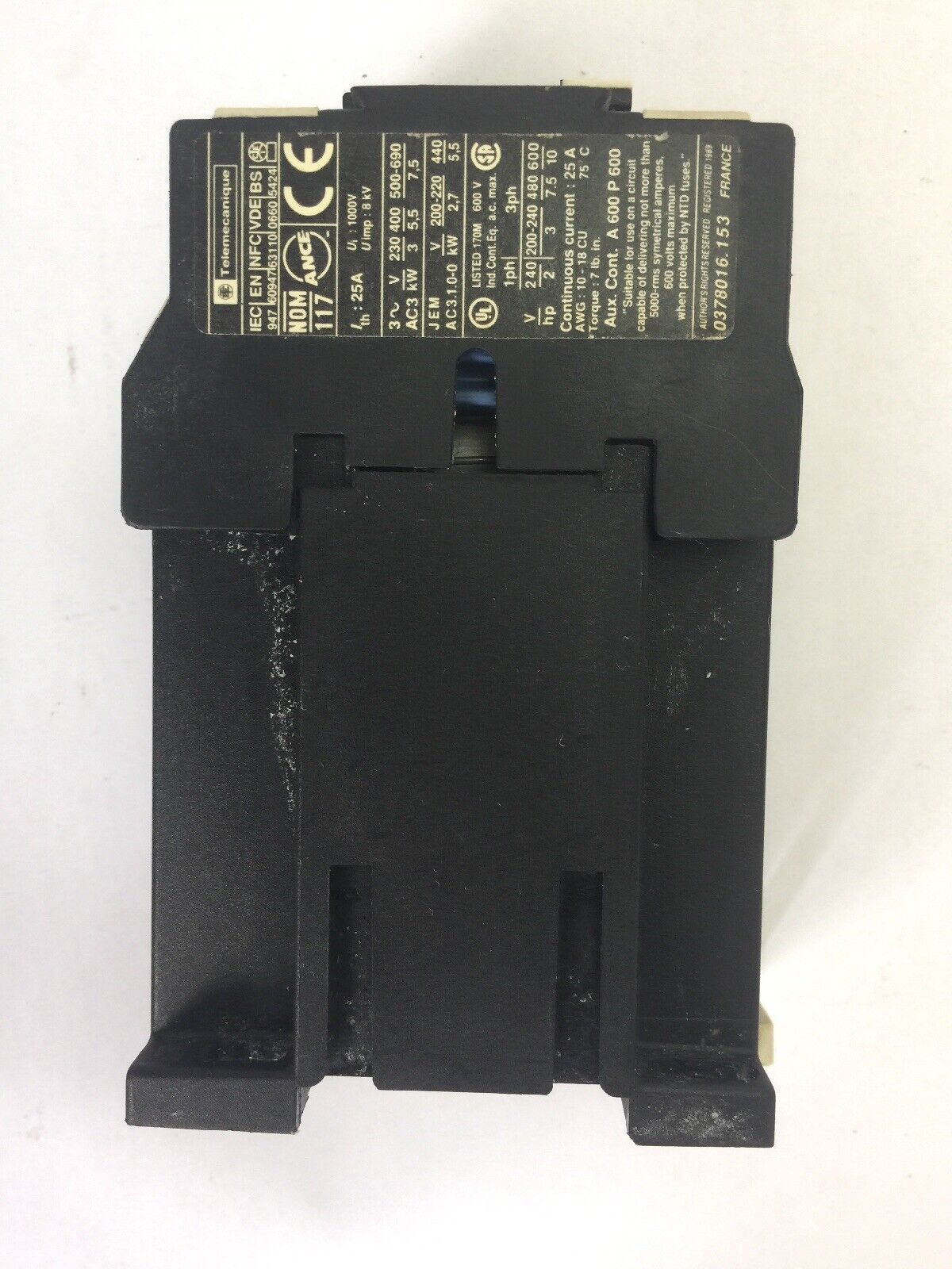 TELEMECANIQUE LP1D1210 CONTACTOR 600VAC 10HP 25A 3PH COIL 24VDC