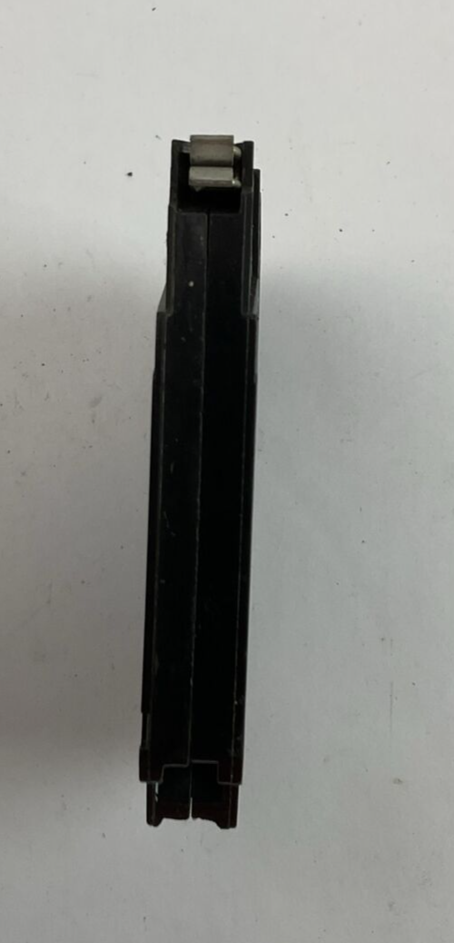 GE TQP130 30AMP 120/240VAC 1POLE CIRCUIT BREAKER (LOT OF 3)