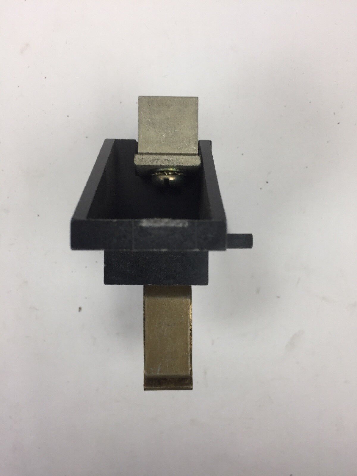 WESTINGHOUSE 2528D04G03 BUS DUCT NEUTRAL STAB 110 AMP 300 VAC