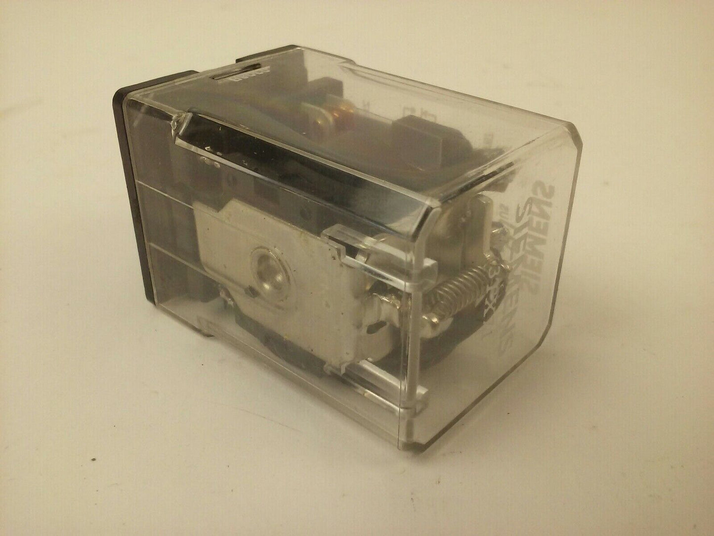 SIEMENS 3TX7120-1FB13 PLUG IN 10A@120V, 10A@240V, 1/3HP@120V, 1/2HP@240V, 28VDC