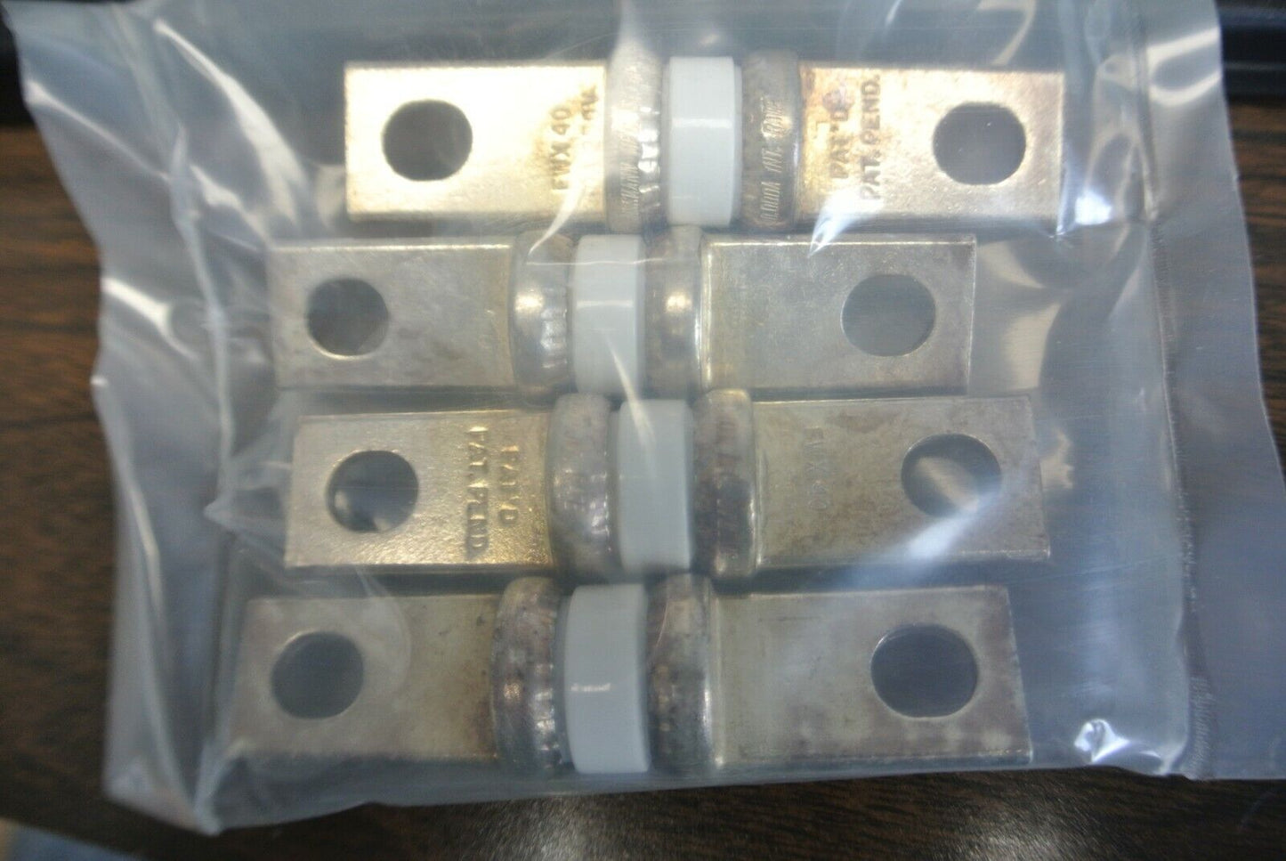 LOT of 4 / BUSSMANN FWX40 CERAMIC SEMICONDUCTOR FUSE / 250V 40A / NEW SURPLUS
