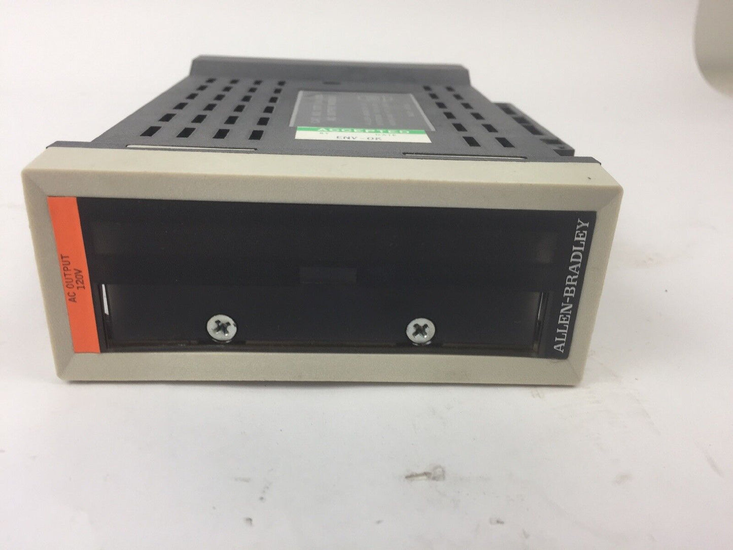 ALLEN BRADLEY 1777-OA AC OUTPUT MODULE 120V