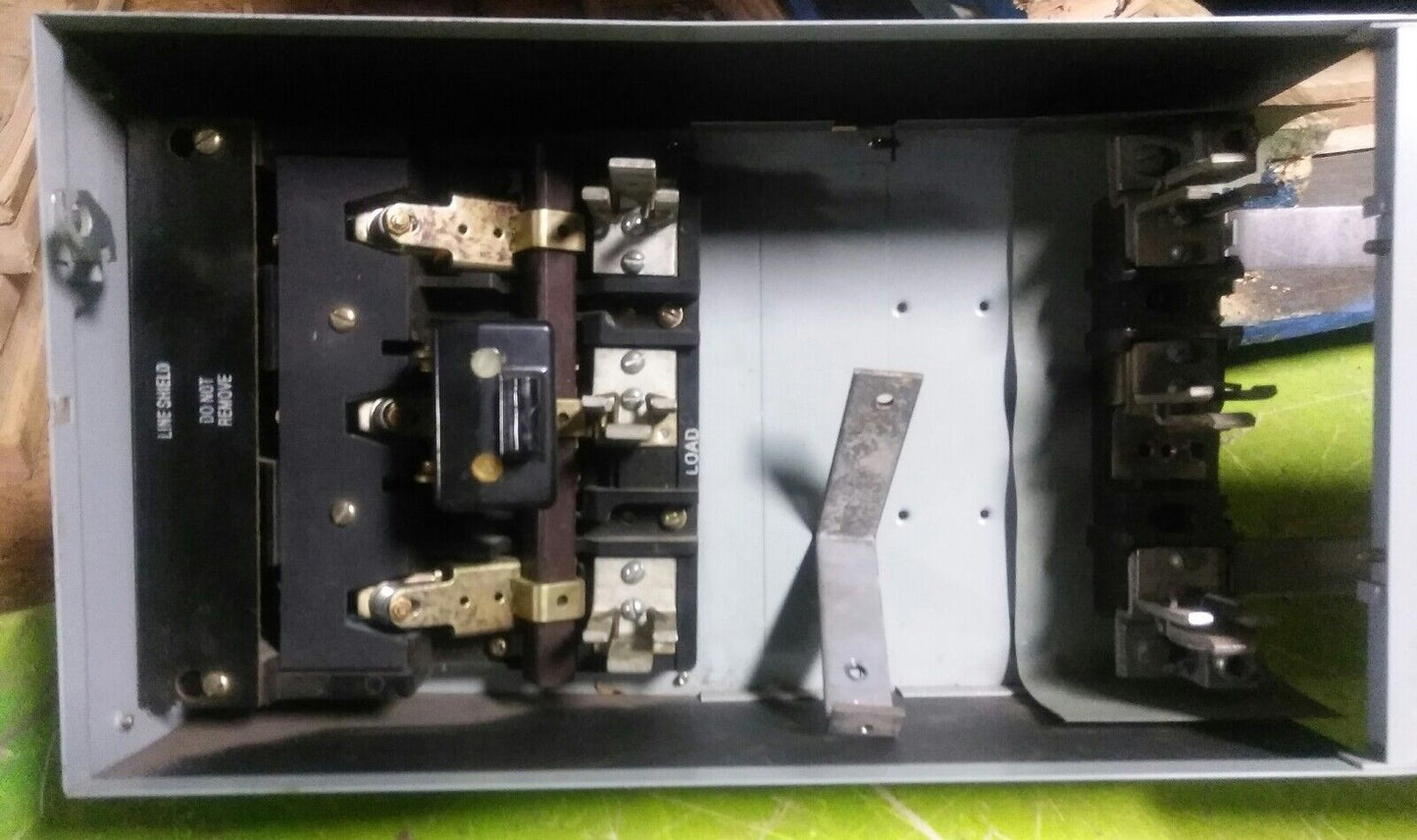 General Electric GE QMR THFP364 200 Amp 600V 3-Pole Disconnect Switch Panelboard
