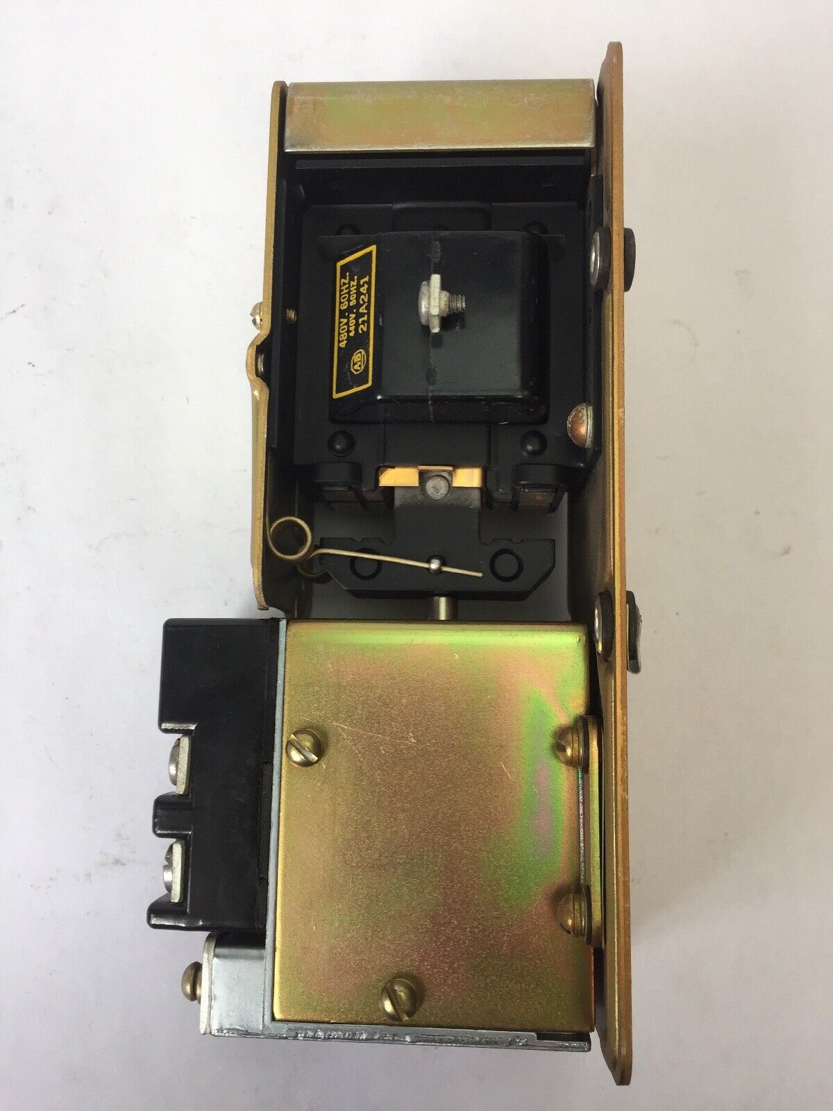 ALLEN BRADLEY 849-Z0B32 PNEUMATIC TIMING RELAY 600VAC 21A241 COIL 480V 60HZ