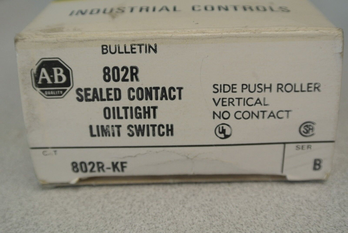 ALLEN-BRADLEY 802R-KF / OILTIGHT LIMIT SWITCH, SIDE PUSH ROLLER / NEW SURPLUS