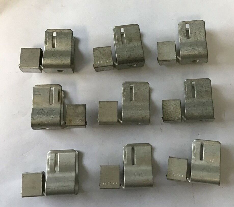 FUSE CLIP C12 WITH D1299 LUG ****LOTOF9***