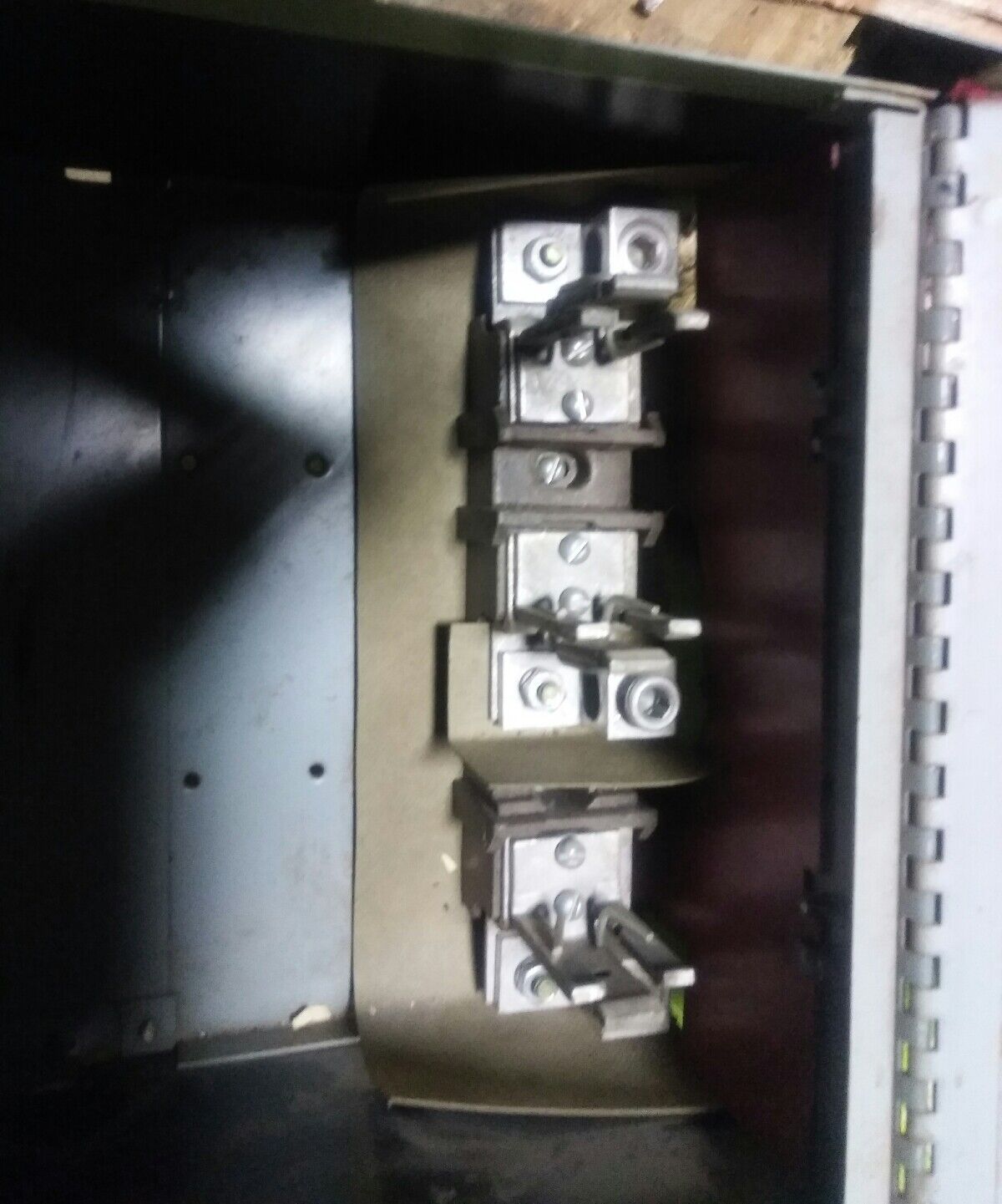 GENERAL ELECTRIC GE QMR364R - 600V, 200A, 3-Pole, Fusible Panelboard Switch