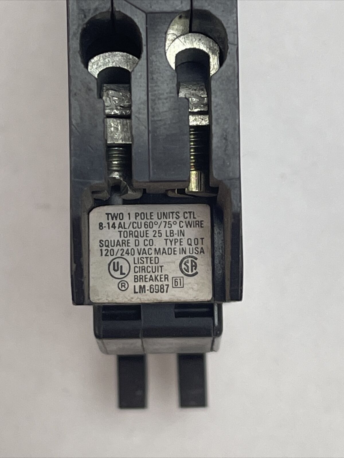 SQUARE D QOT1520 CIRCUIT BREAKER 15A 20A 120/240 VAC TWO 1 POLE UNITS CTL