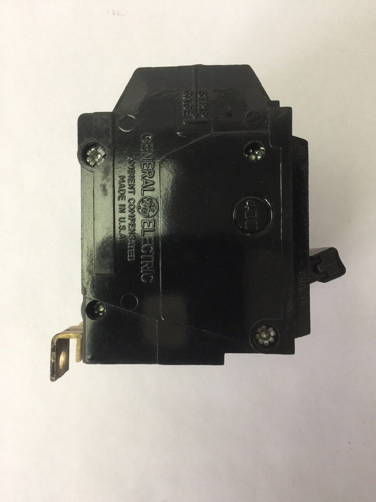 GE THQB32015 CIRCUIT BREAKER 15AMP 3POLE 240VAC BOLT ON MOUNT (LOT OF 8)