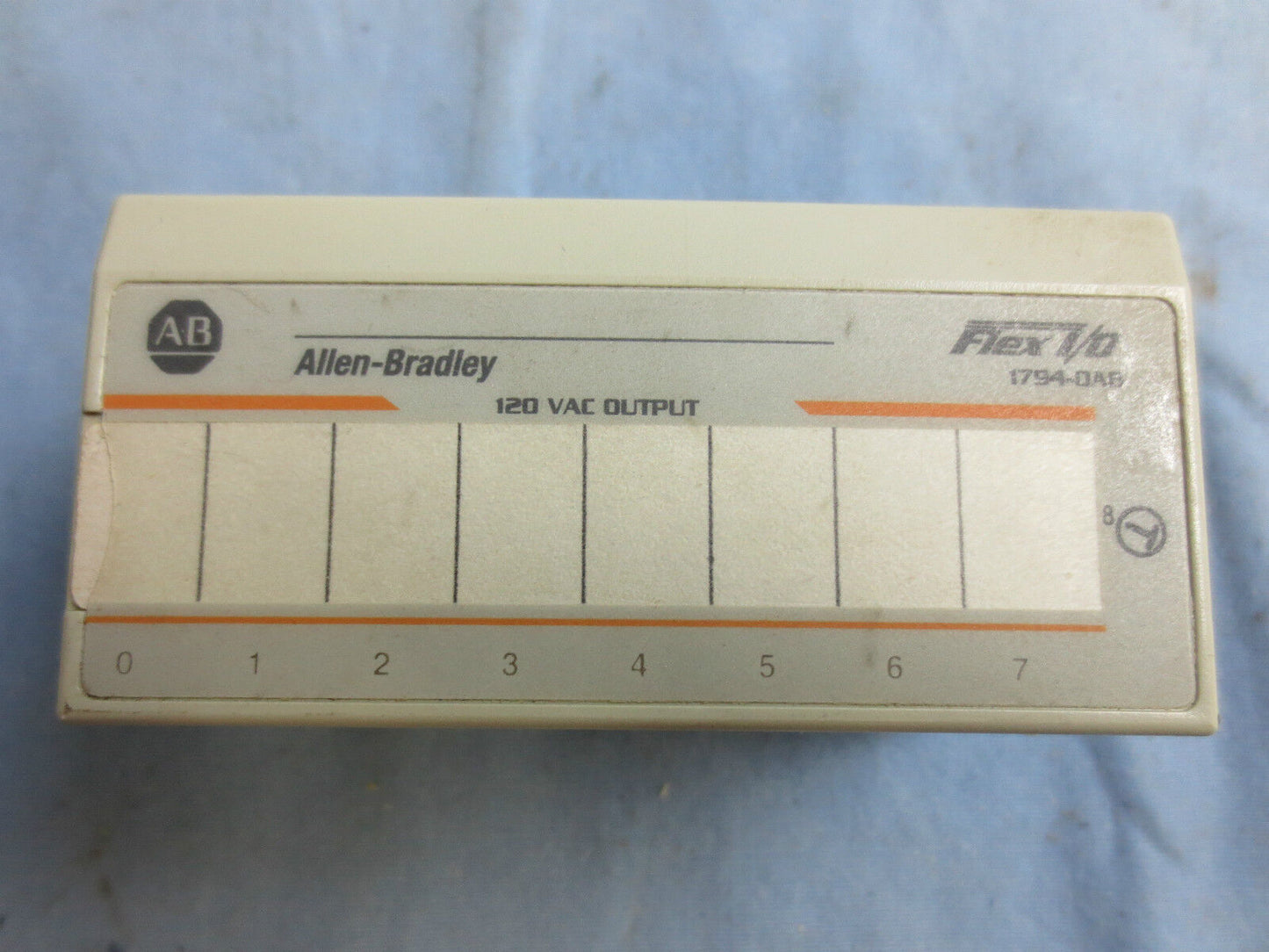ALLEN-BRADLEY 1794-TB3/A FLEXBUS TERMINAL BLOCK & 1794-OAB/A OUTPUT MODULE
