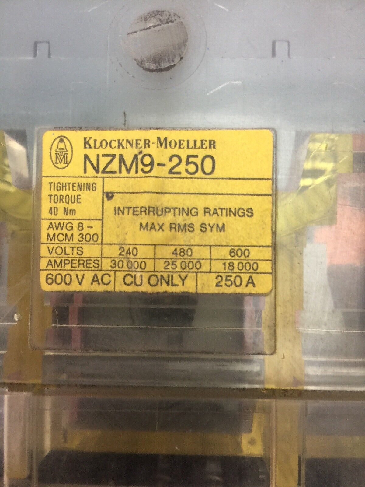 KLOCKNER MOELLER NZM9-250 CIRCUIT BREAKER 600VAC 250A SHUNT TRIP 120V 60HZ M9