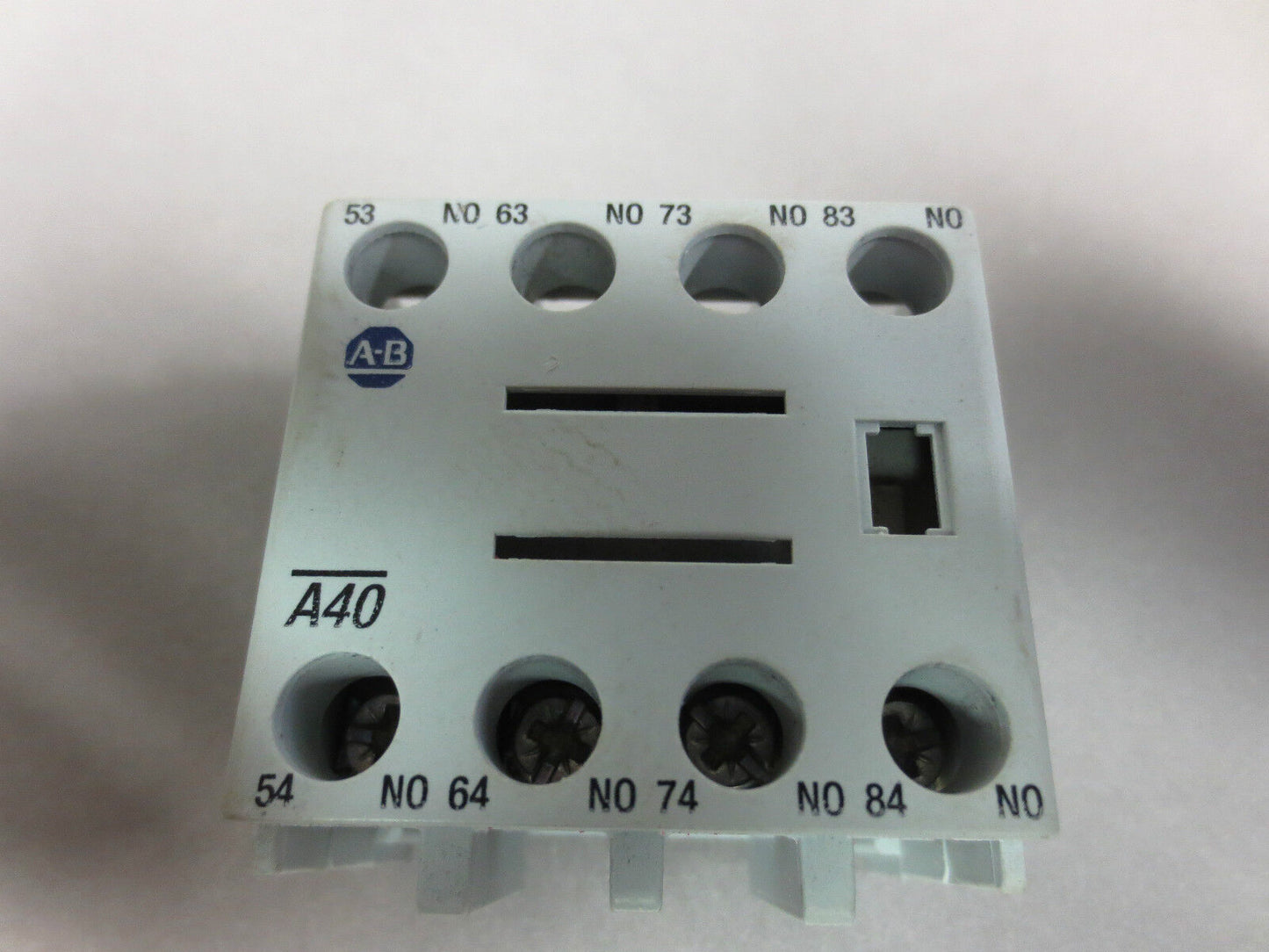 ALLEN-BRADLEY 100-F A40, Ser. B AUXILIARY CONTACT BLOCK ***LOTOF4***