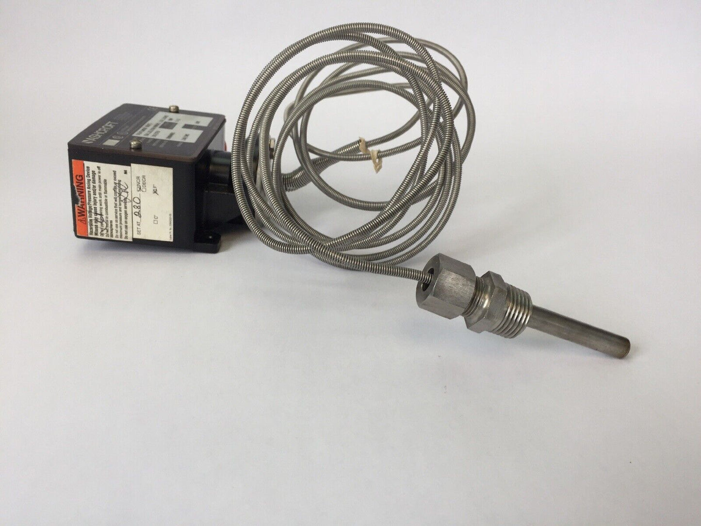 ASHCROFT T424T10030 XBXFS TEMPERATURE REGULATING EQUIPMENT 15A,125/250/480VAC