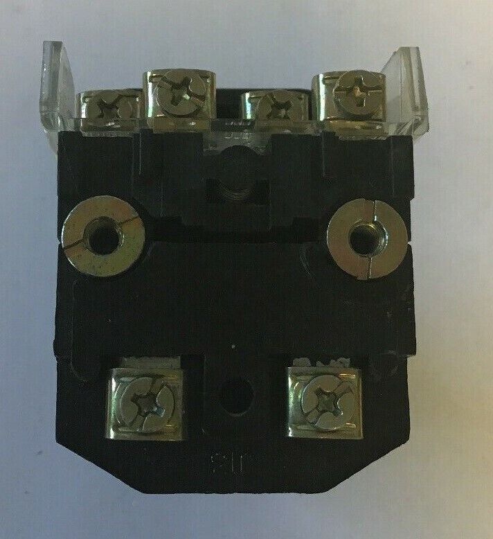 ALLEN BRADLEY 800T-PT16 120V SER. T 50/60HZ PUSH BUTTON GREEN